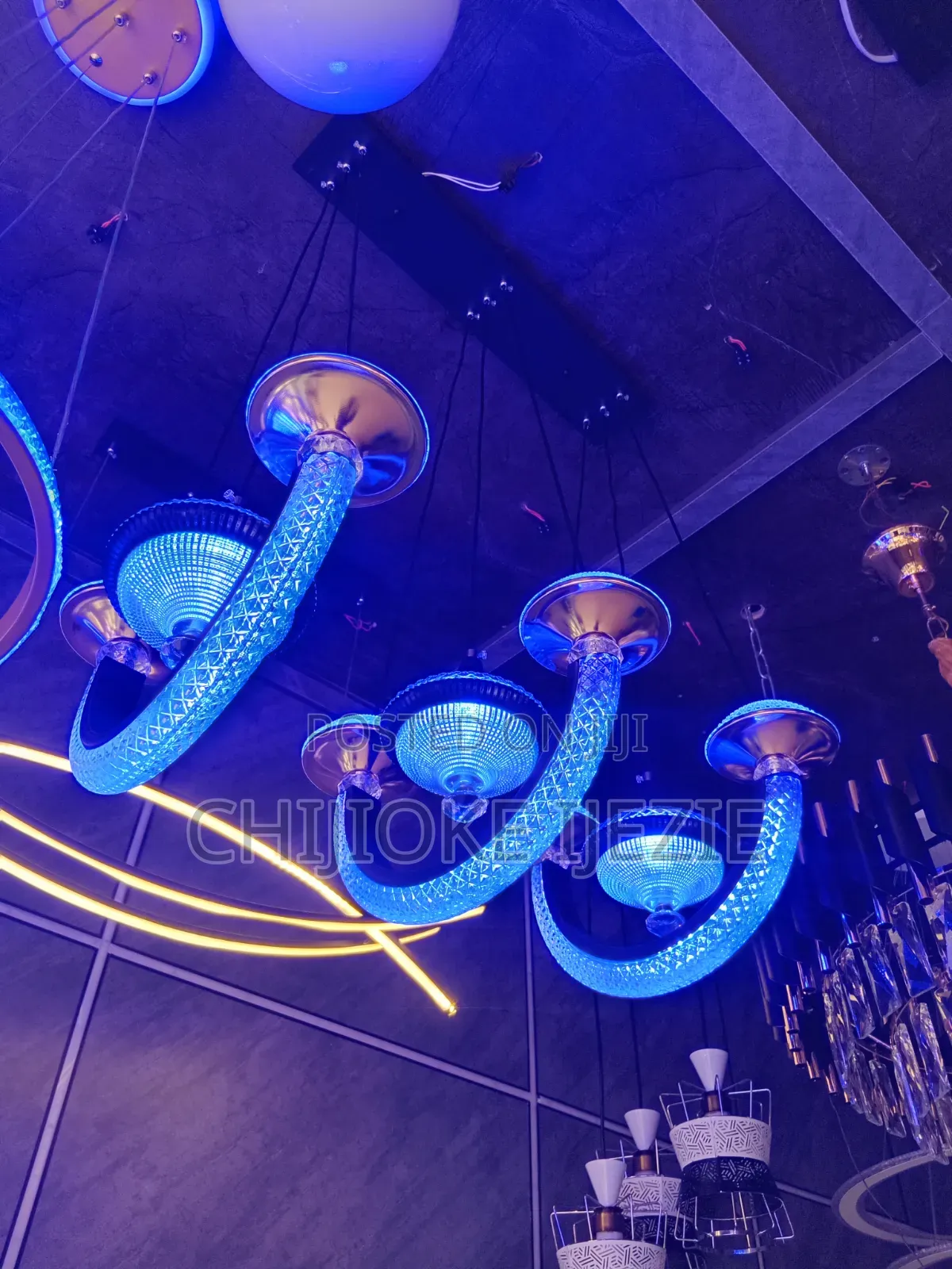 Led Dropping Chandelier