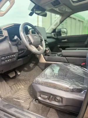 Toyota Tacoma 2024 Gray