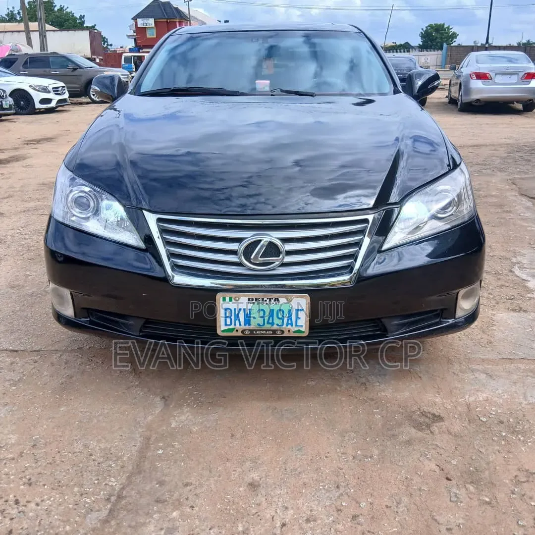 Lexus ES 2012 Black