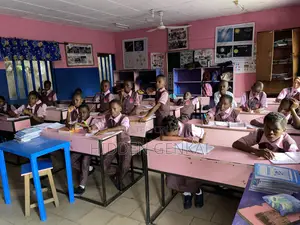English Teacher Needed + Free Accommodation