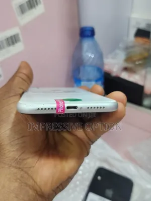 Apple iPhone XR 256 GB White