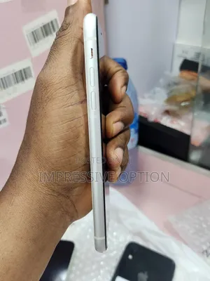 Apple iPhone XR 256 GB White