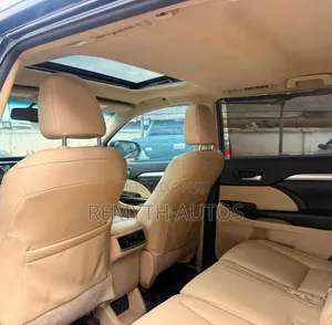 Toyota Highlander 2015 Black