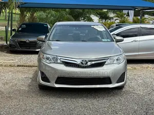 Toyota Camry 2014