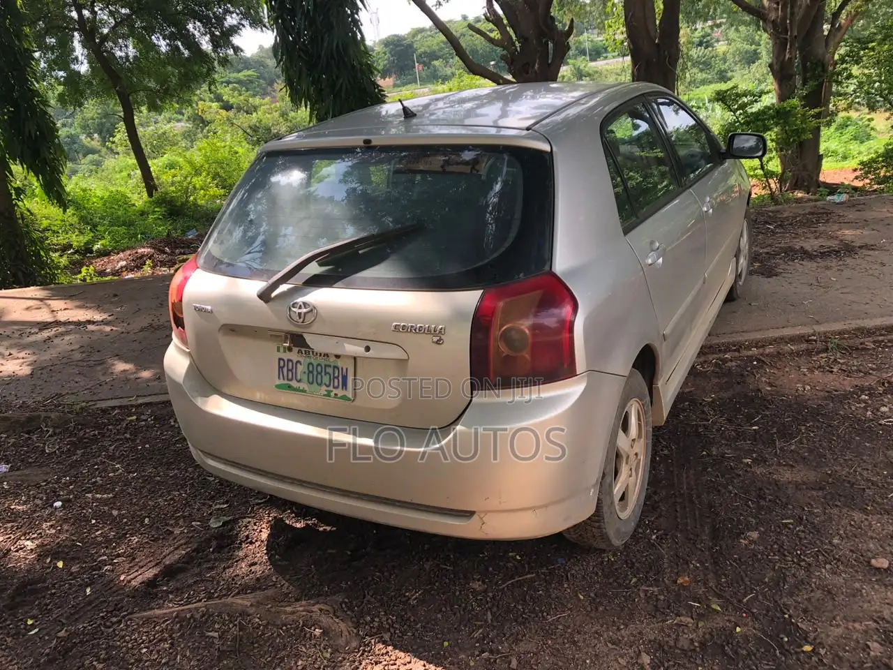 Toyota Corolla Liftback 2005 Gray
