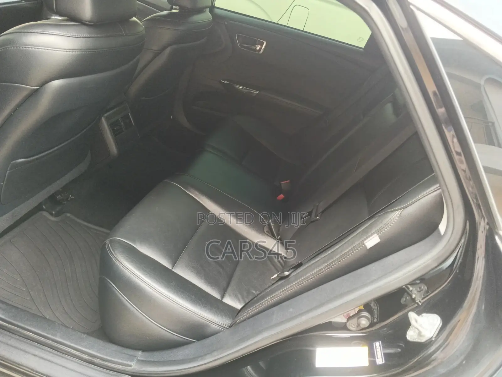 Toyota Avalon 2016 Black