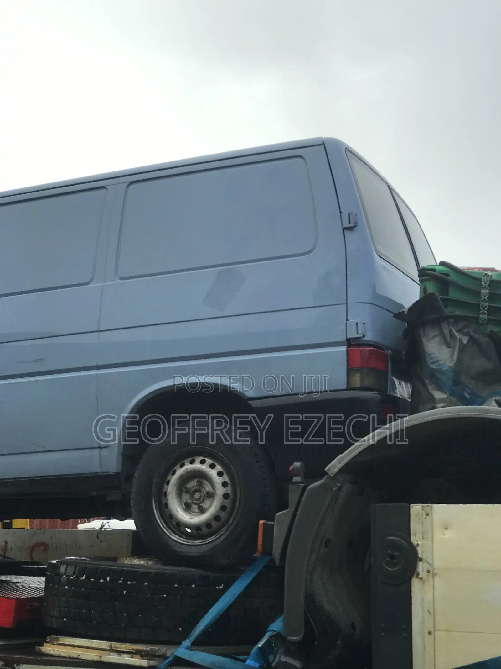 Volkswagen Transporter 2005 Blue