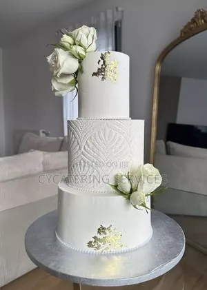 3 Step Wedding Cake