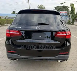 Mercedes-Benz GLC-Class 2017 Black