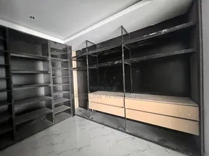 4bdrm Maisonette in Banana Island for sale