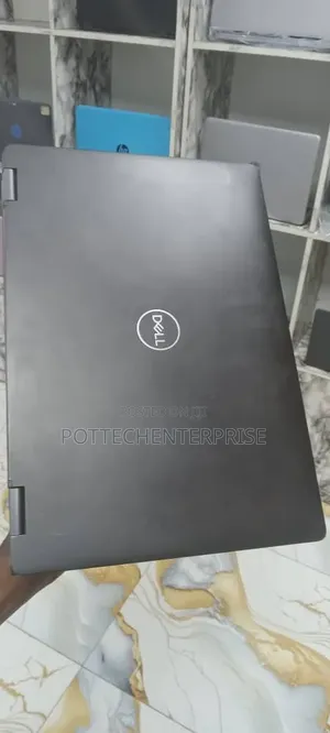 Laptop Dell Latitude 5300 2-in-1 8GB Intel Core i7 SSD 256GB
