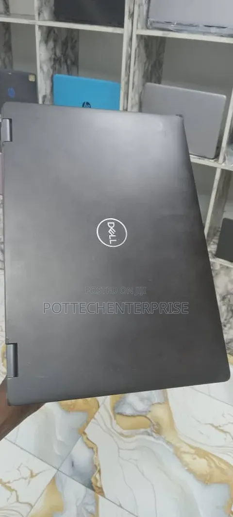 Laptop Dell Latitude 5300 2-in-1 8GB Intel Core i7 SSD 256GB