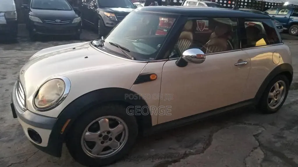 Mini Cooper 2009 Pearl