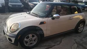 Mini Cooper 2009 Pearl