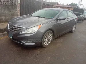 Hyundai Sonata 2011 Gray