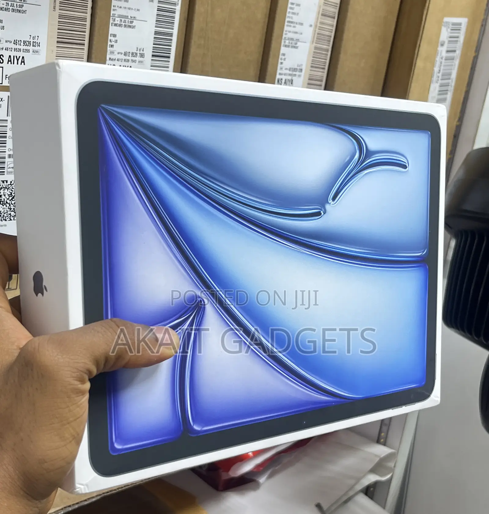 New Apple iPad Air 128 GB Blue