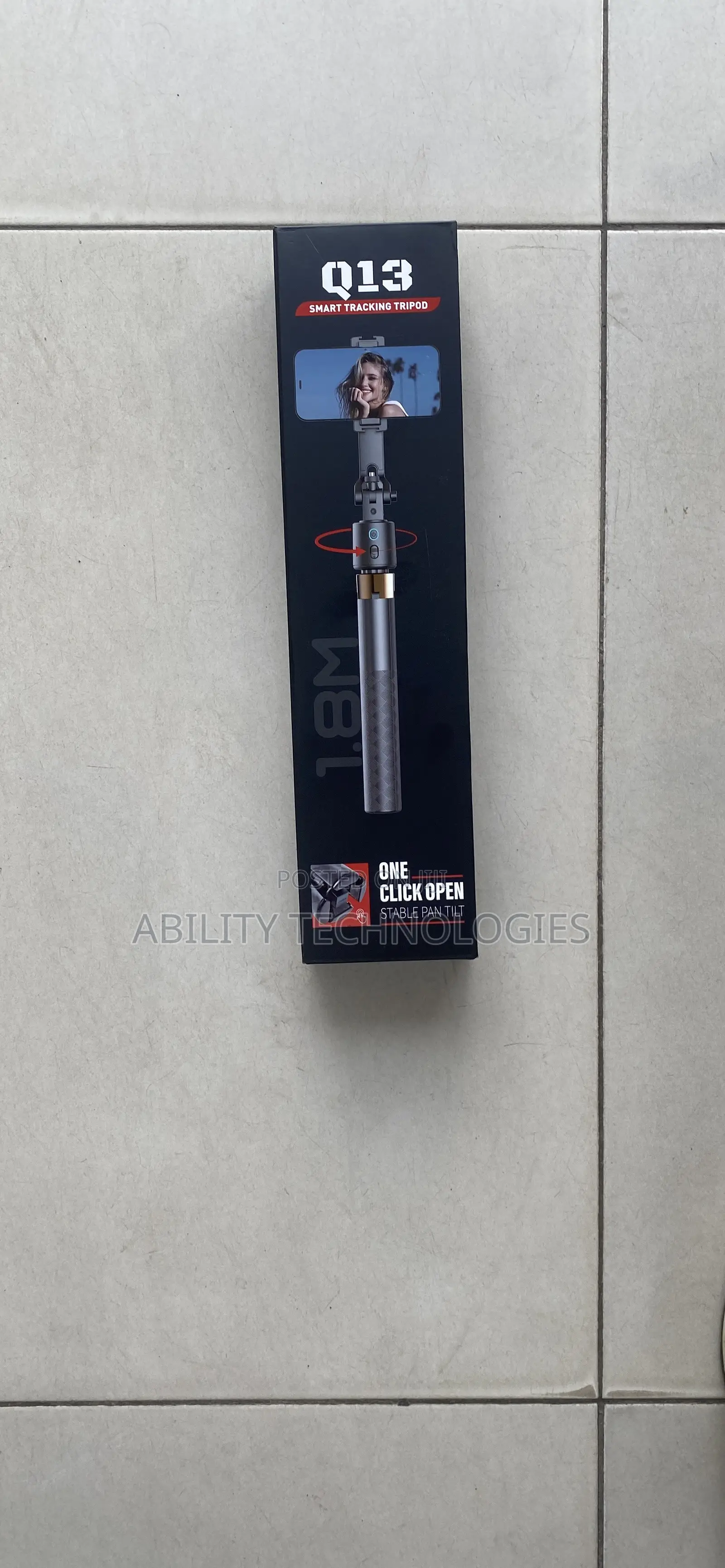 Q13 Smart Tracking Tripod
