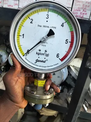 Industrial Pressure Gauge With SS316L Diaphragm Seal PTFE Coating