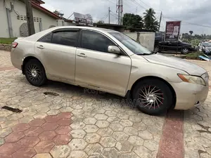 Toyota Camry 2008 Gold