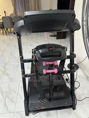 2.5hp Treadmilll With Incline, Massager and Accessories