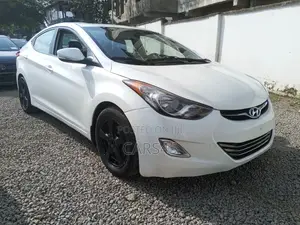 Hyundai Elantra 2013 White
