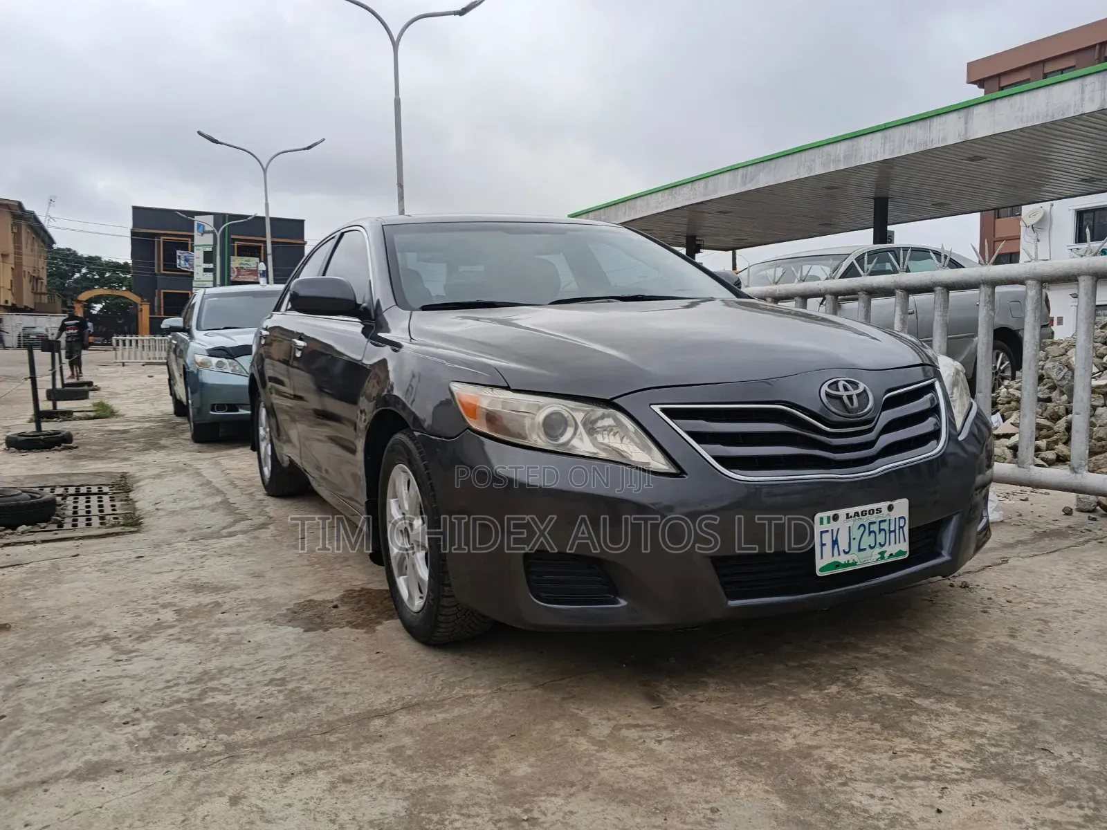 Toyota Camry 2011 Gray