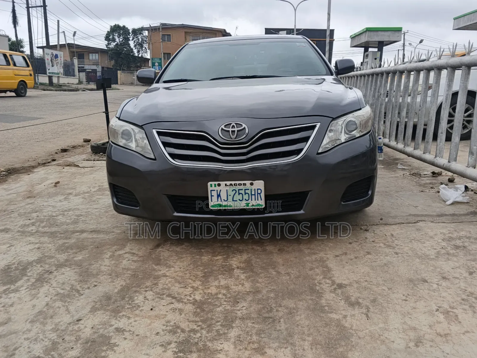 Toyota Camry 2011 Gray