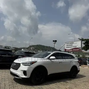 Hyundai Santa Fe 2017 White