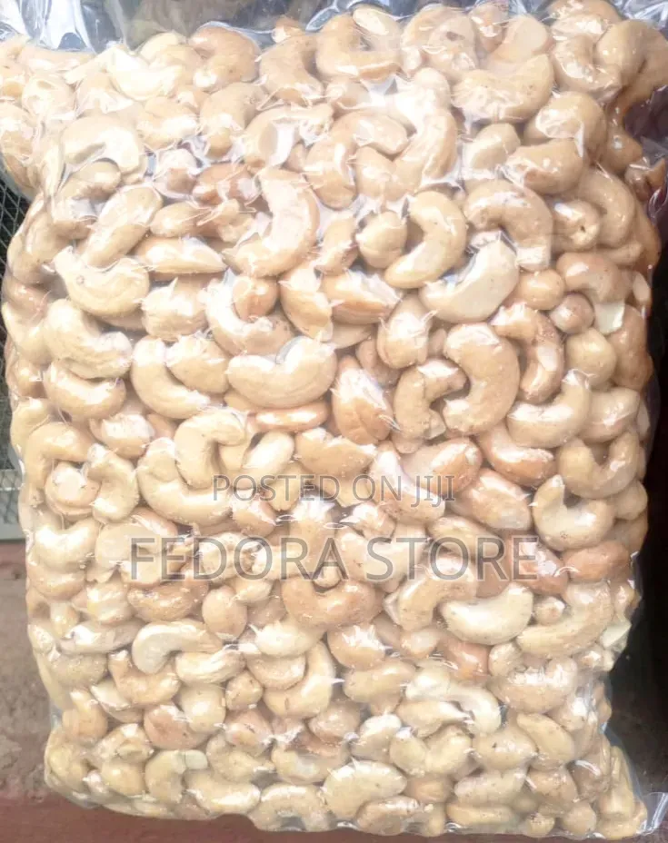 Cashew Nuts in Kg Tonnes