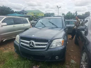 Mercedes-Benz GLK-Class 2010