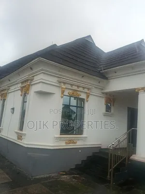 4bdrm Bungalow in Ojik Properties, Owerri for sale