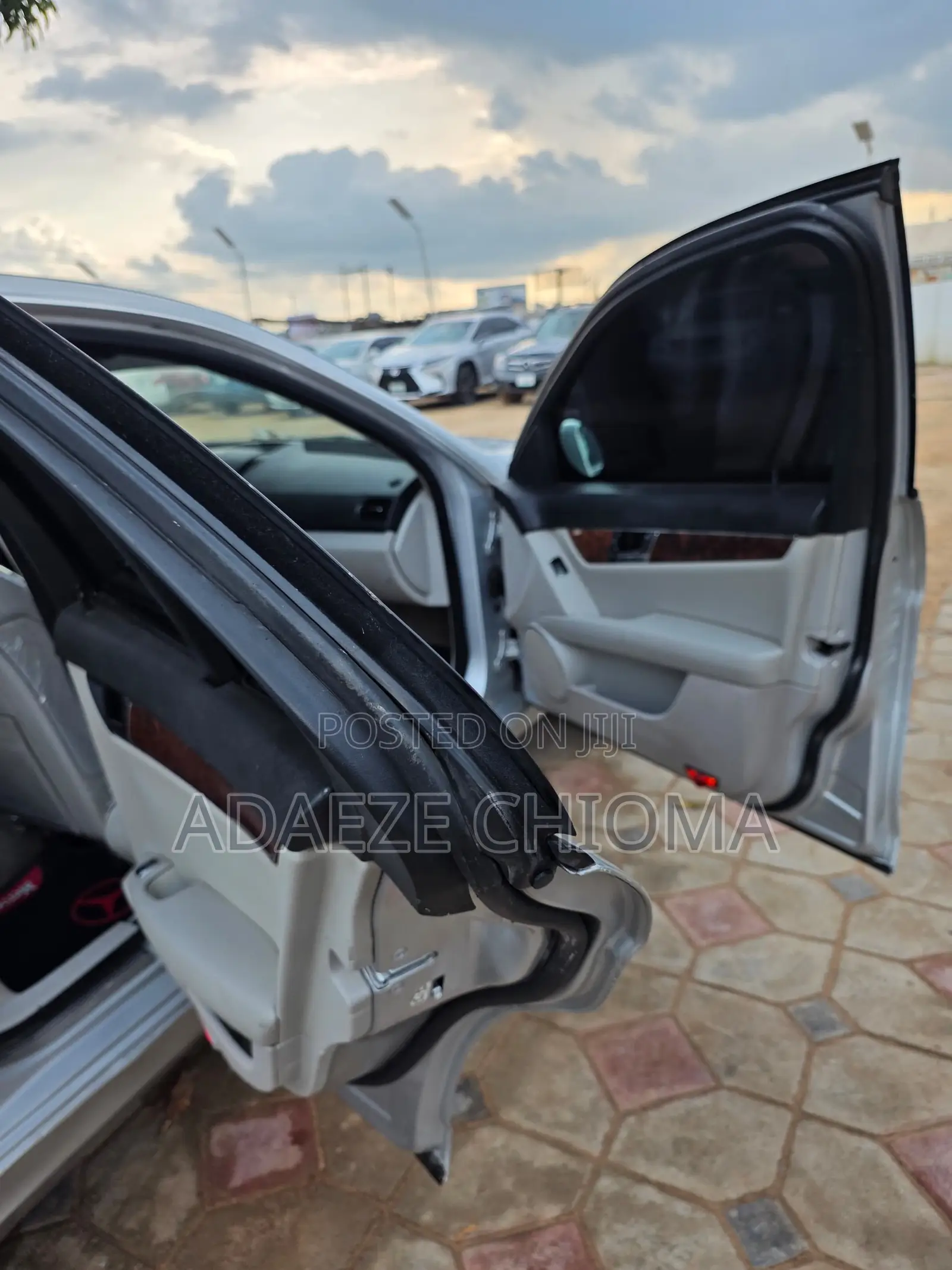 Mercedes-Benz C300 2011 Silver