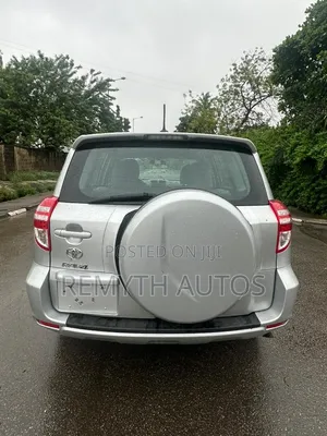 Toyota RAV4 2012 Silver