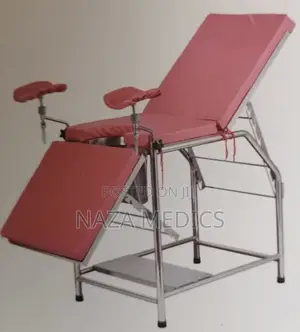 Medium Manual Examination Delivery Bed (4 Legs)