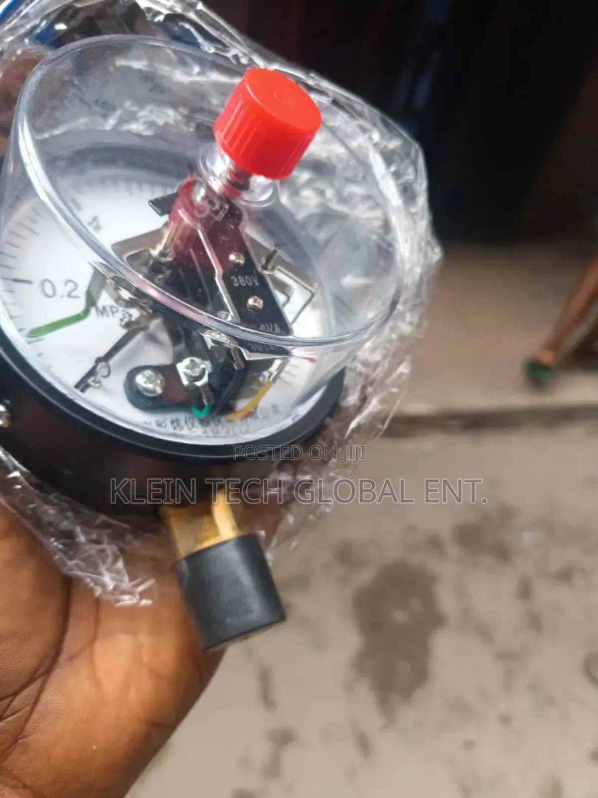 Electric Contact Pressure Gauge