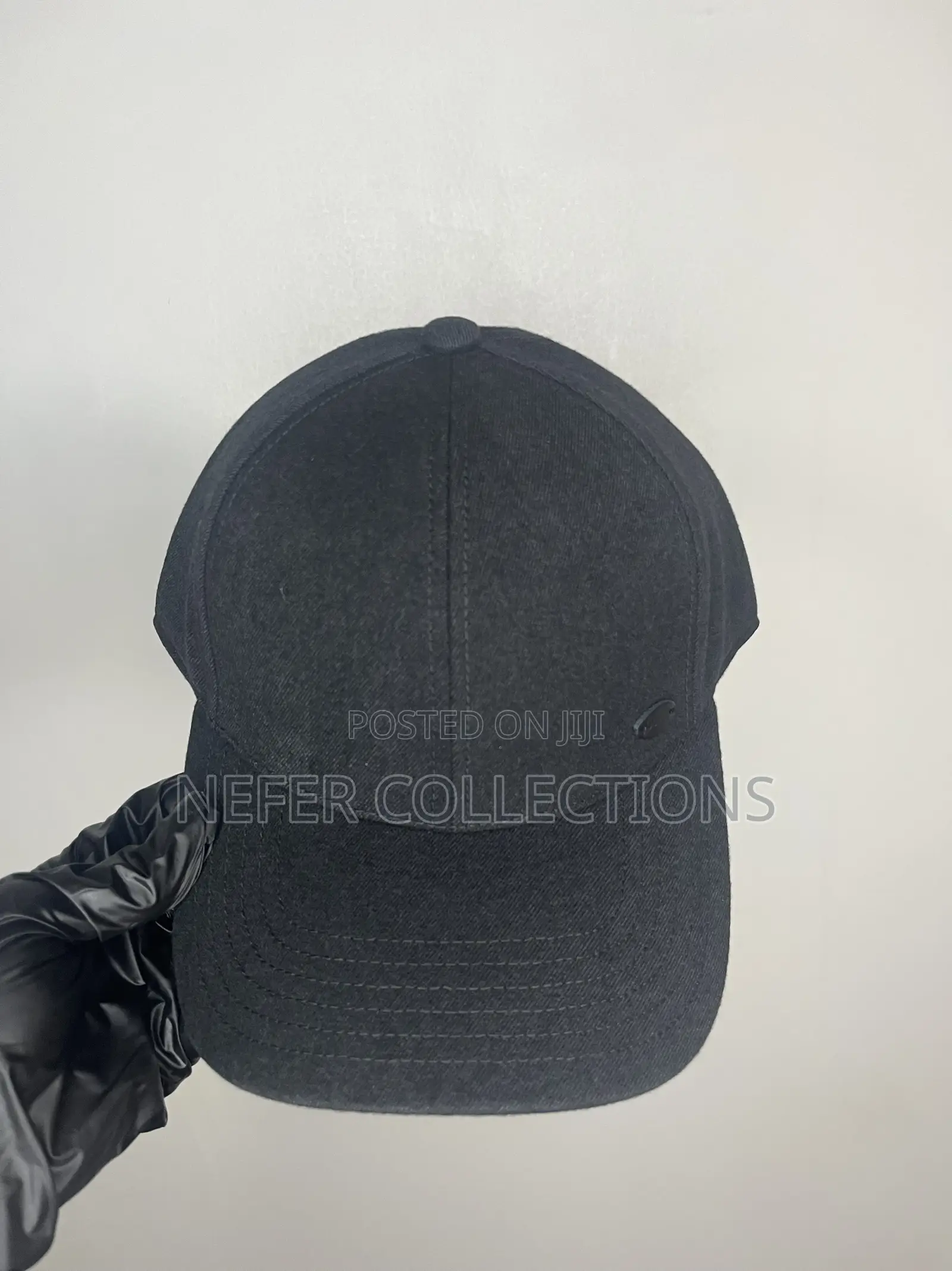 HeyHat Designer Face Cap - Black