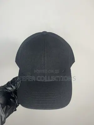 HeyHat Designer Face Cap - Black