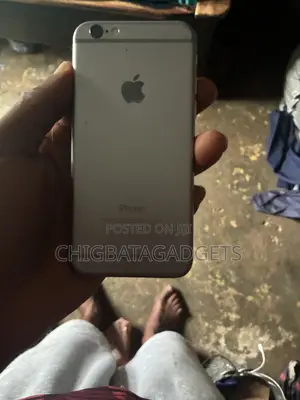 Apple iPhone 6 64 GB Silver