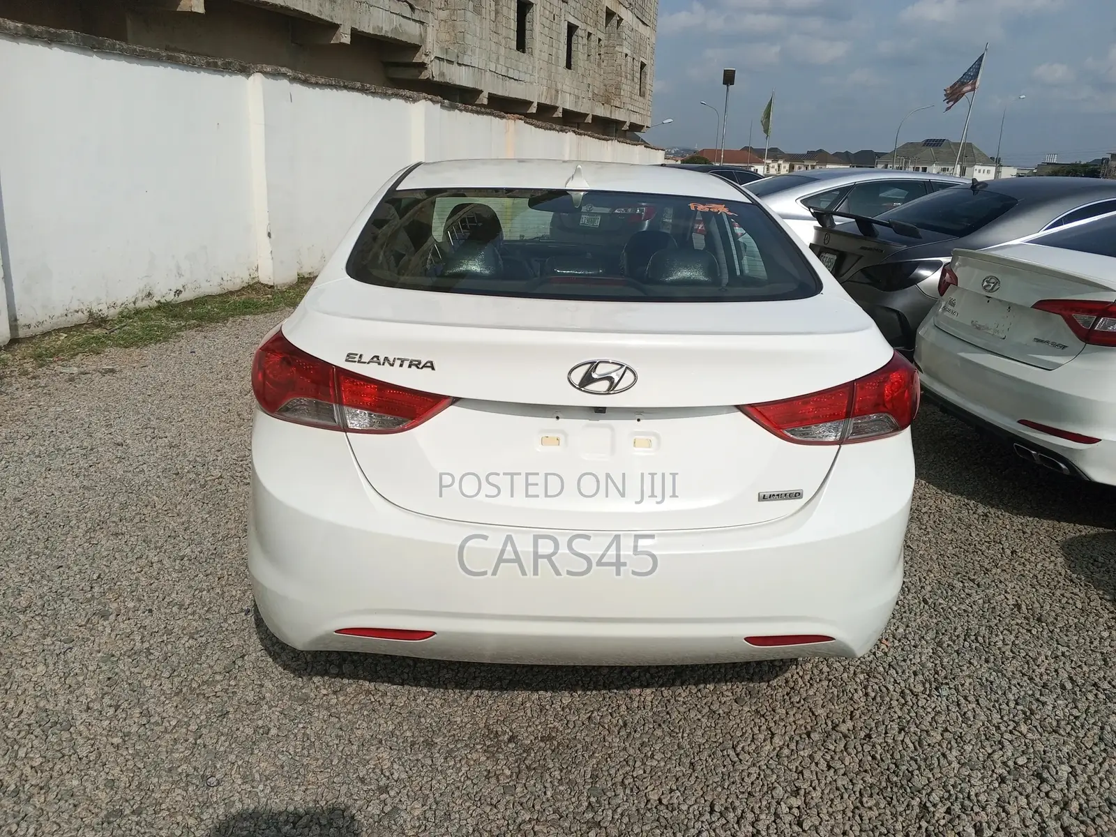 Hyundai Elantra 2013 White