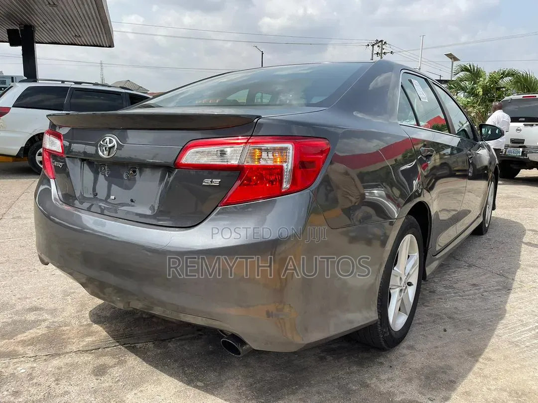 Toyota Camry 2013 Gray