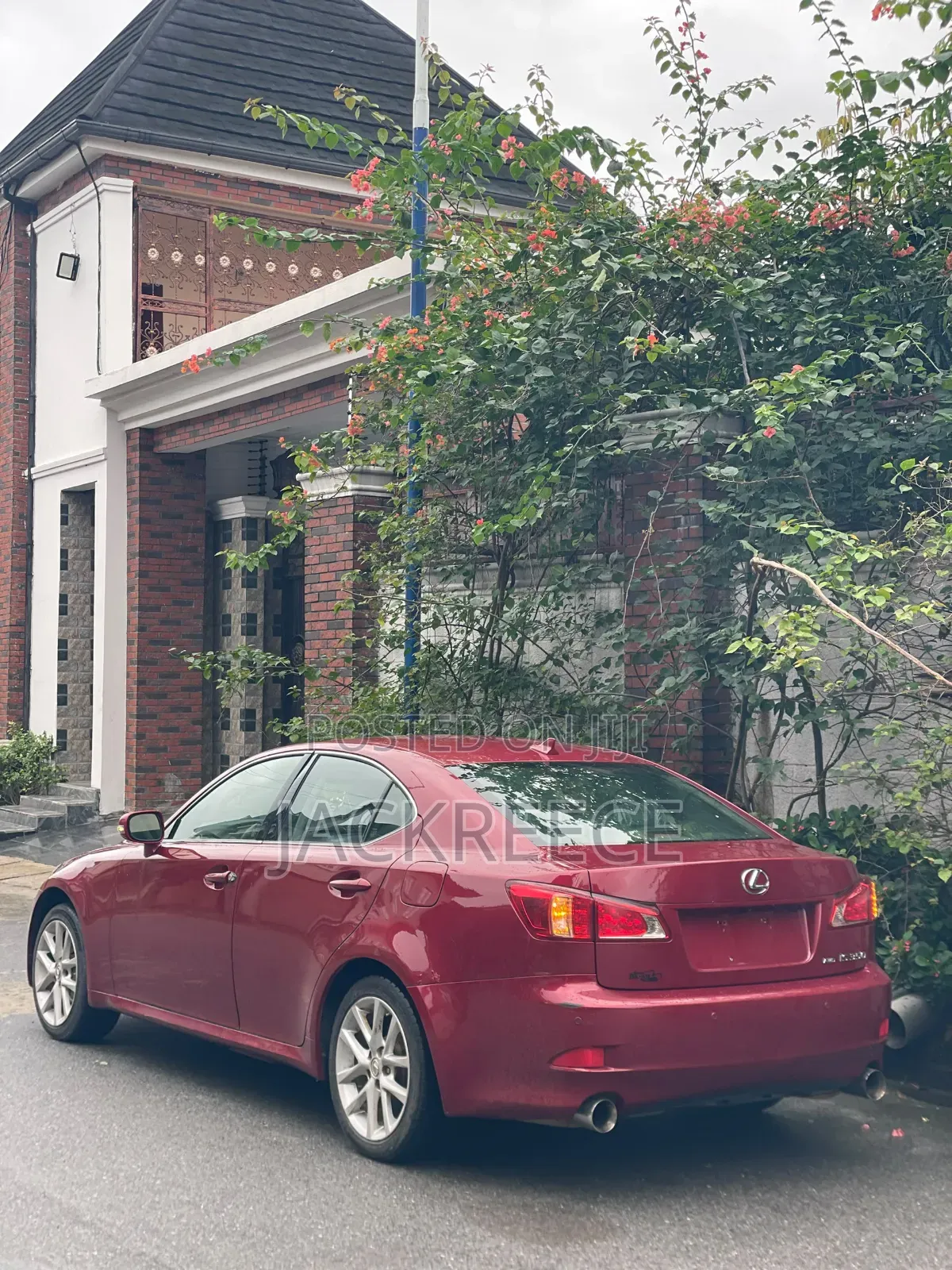 Lexus IS 2012 Red
