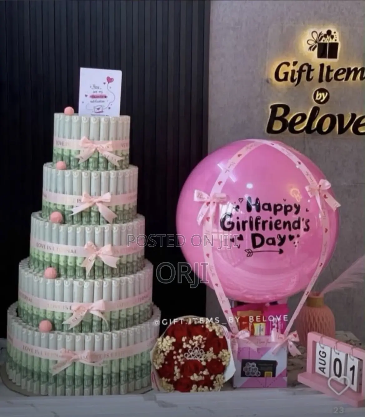 Sparkles’s Cakes and Surprise Hub