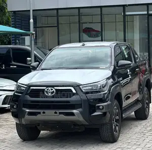 New Toyota Hilux 2025 Black