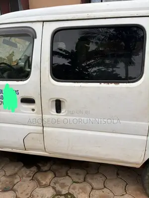 Suzuki Every 2001 White