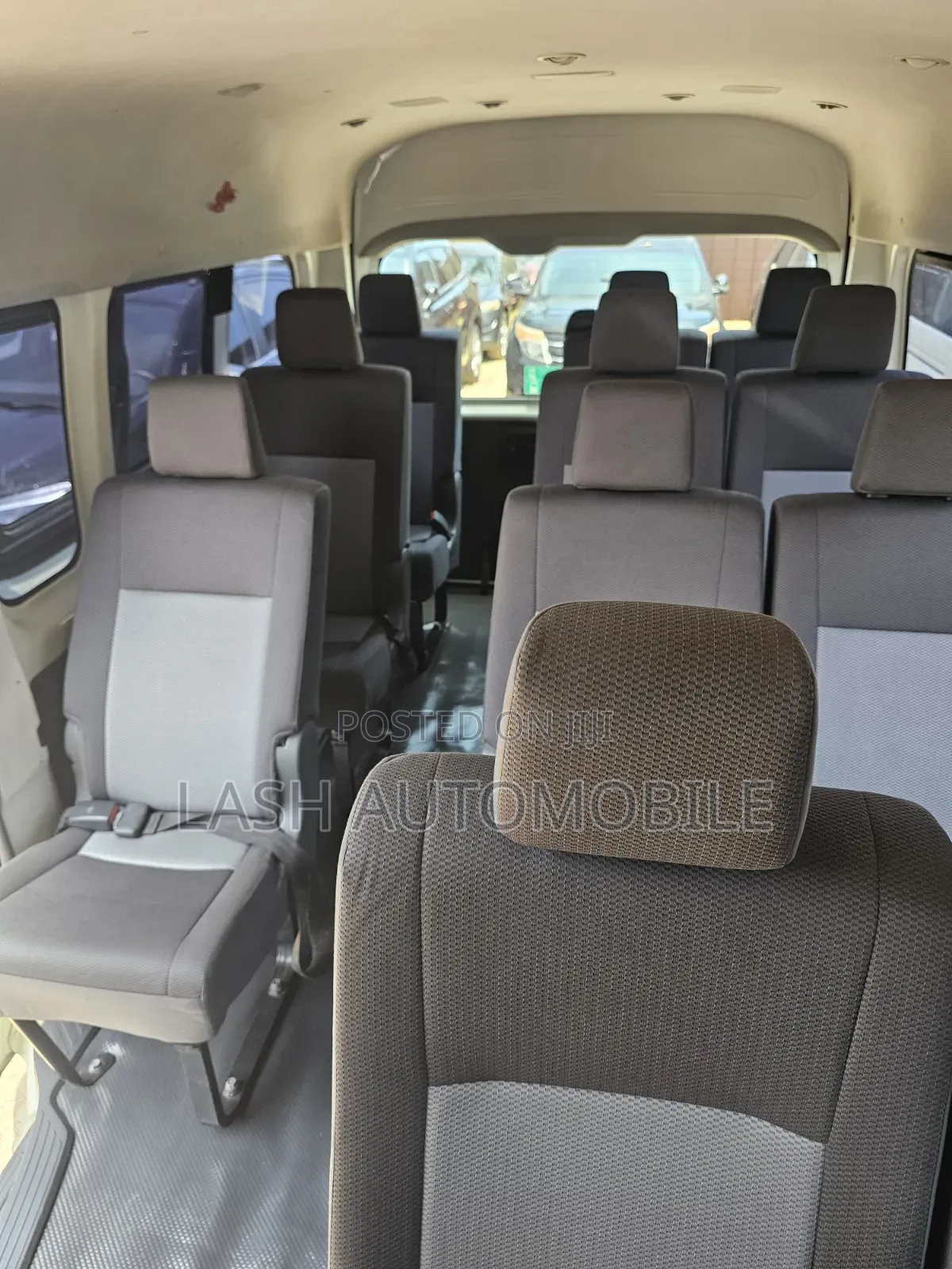 Toyota HiAce 2020 White
