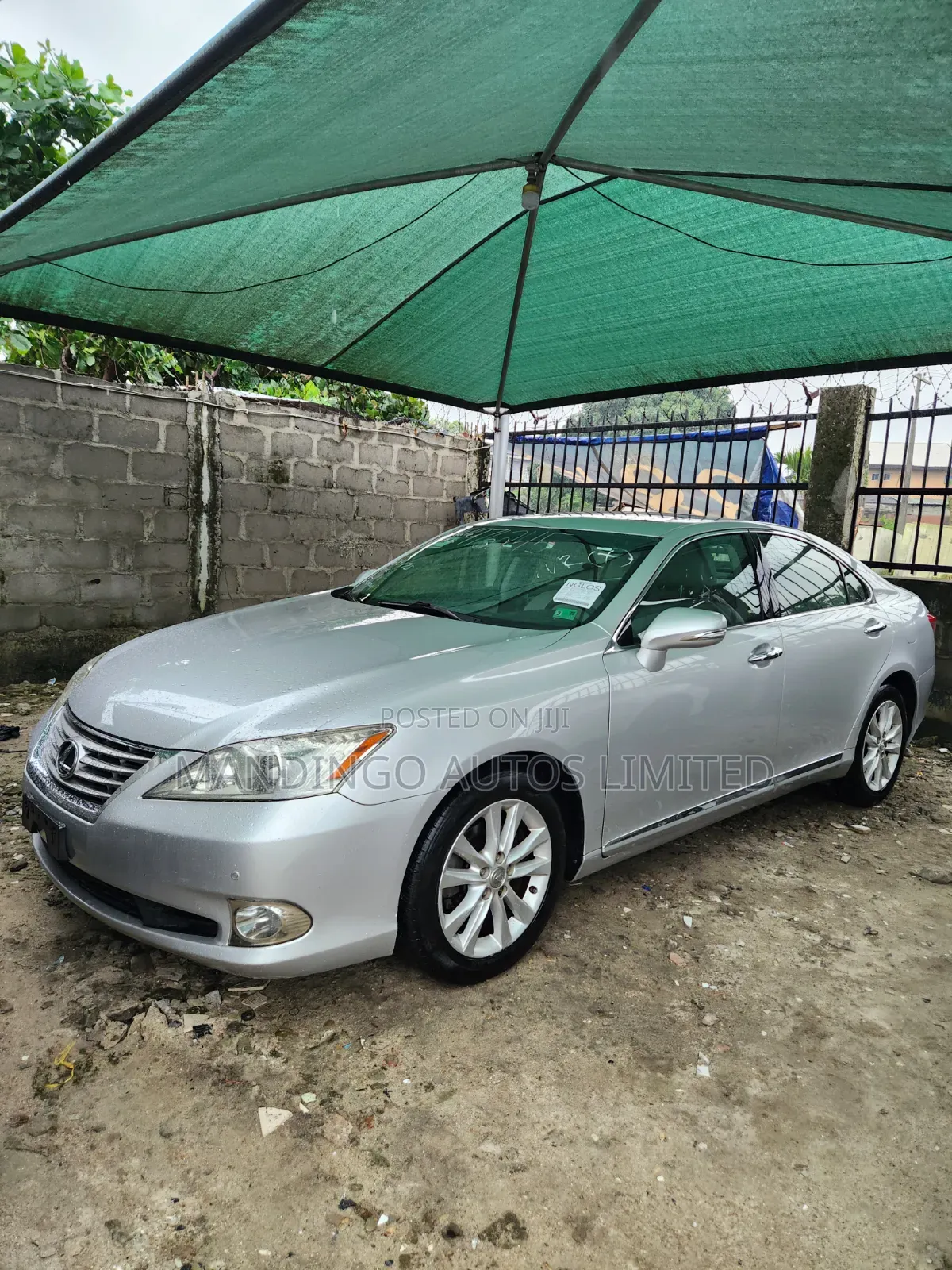 Lexus ES 2012 Silver