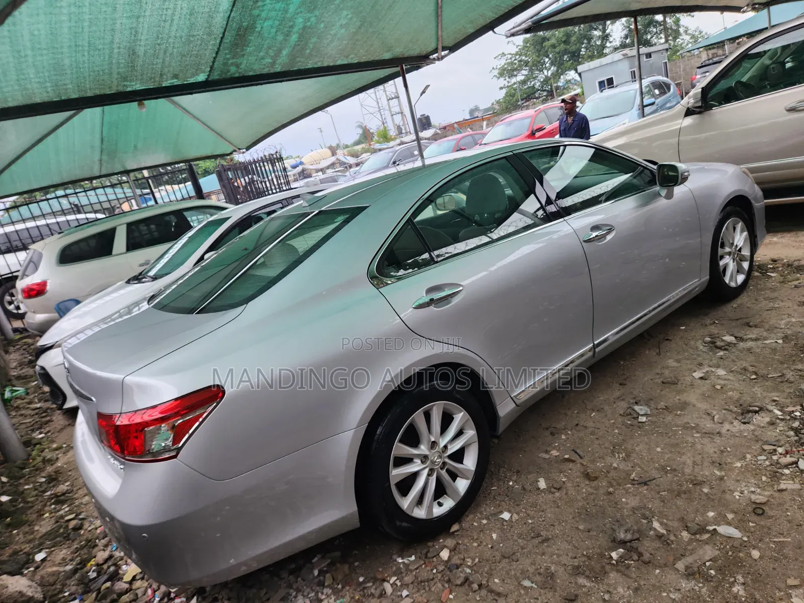 Lexus ES 2012 Silver