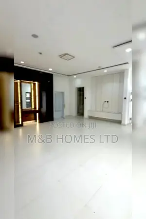 Furnished 5bdrm Duplex in Idu for sale