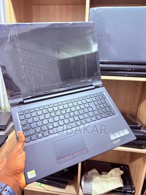 Laptop Lenovo V110 4GB AMD A8 HDD 250GB