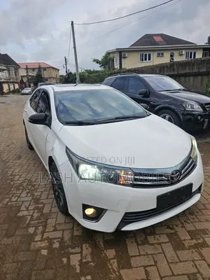 Toyota Corolla 2016 White